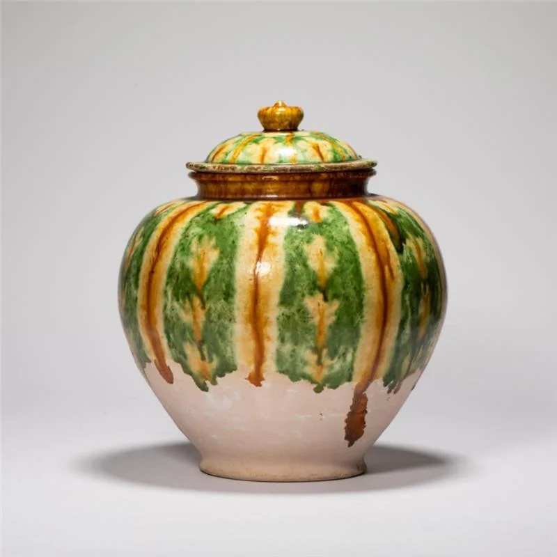 唐三彩萬年蓋壶